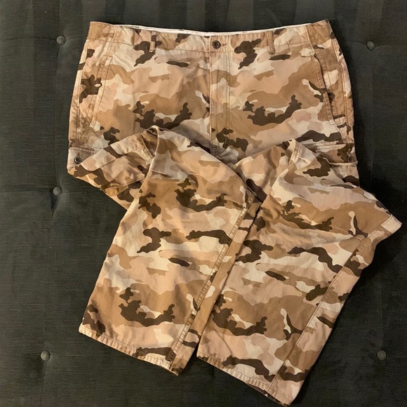 Levi's Pants Gently Used Levis Desert Camo Cargo Pants 42 X 32